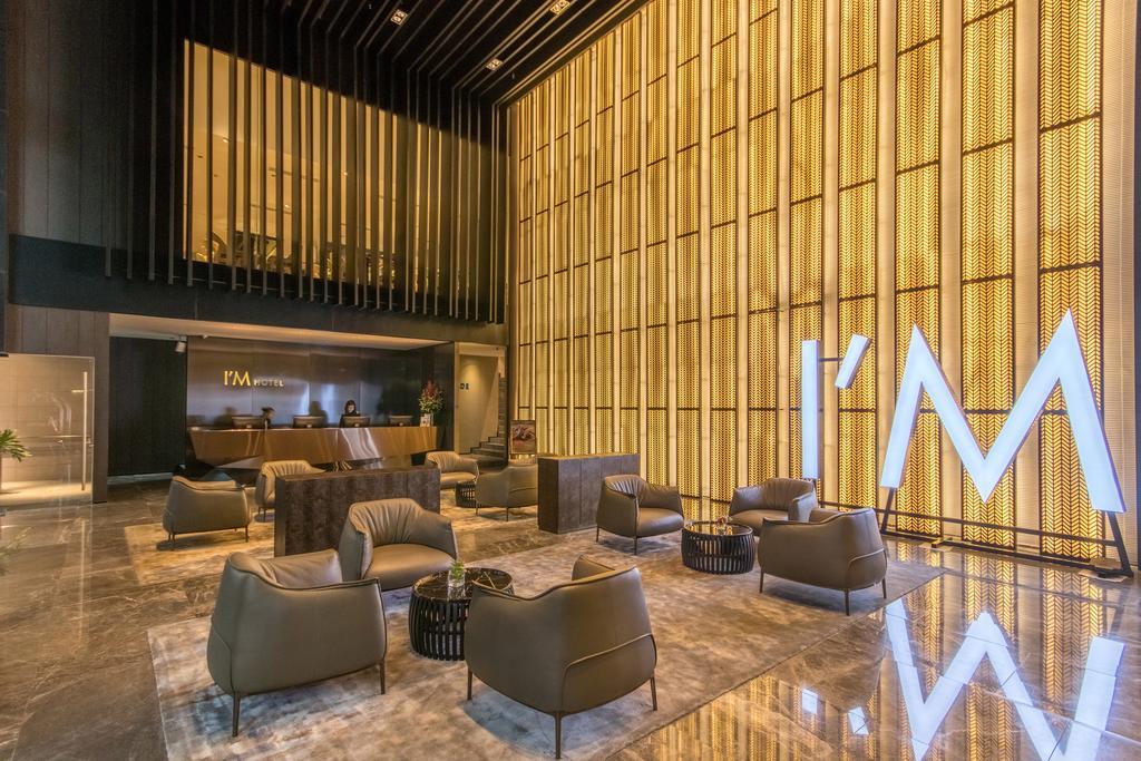 I'M Hotel Makati City Bagian luar foto The lobby of the hotel