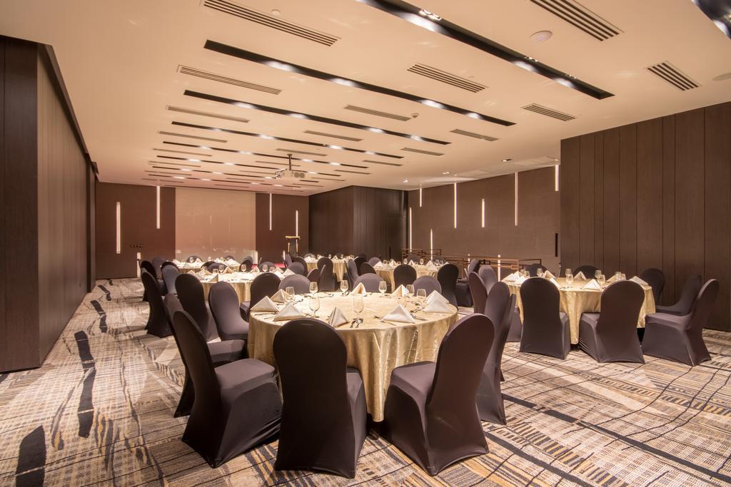 I'M Hotel Makati City Bagian luar foto The ballroom