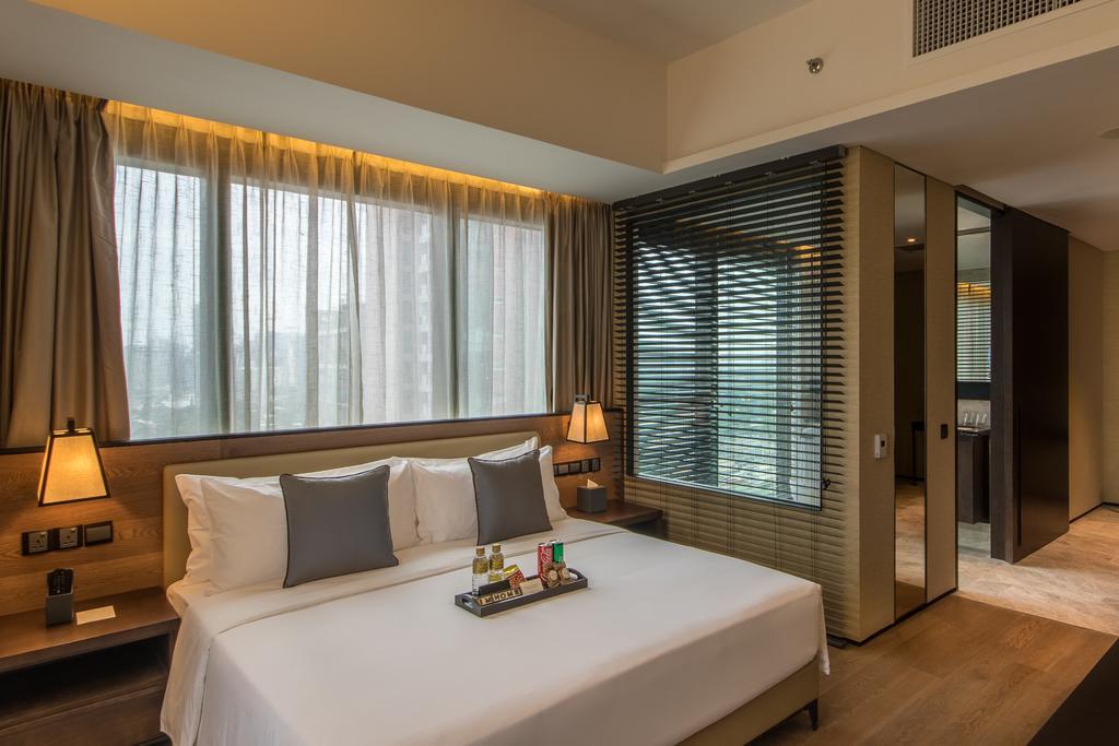 I'M Hotel Makati City Bagian luar foto Deluxe Suite