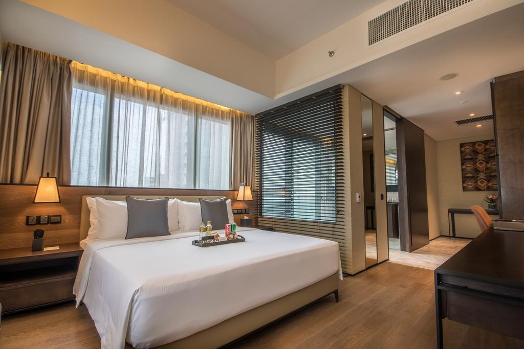 I'M Hotel Makati City Bagian luar foto Deluxe Suite