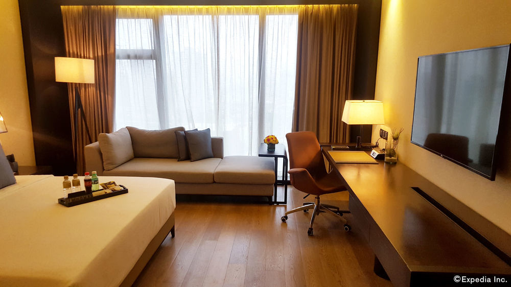 I'M Hotel Makati City Bagian luar foto Deluxe Room