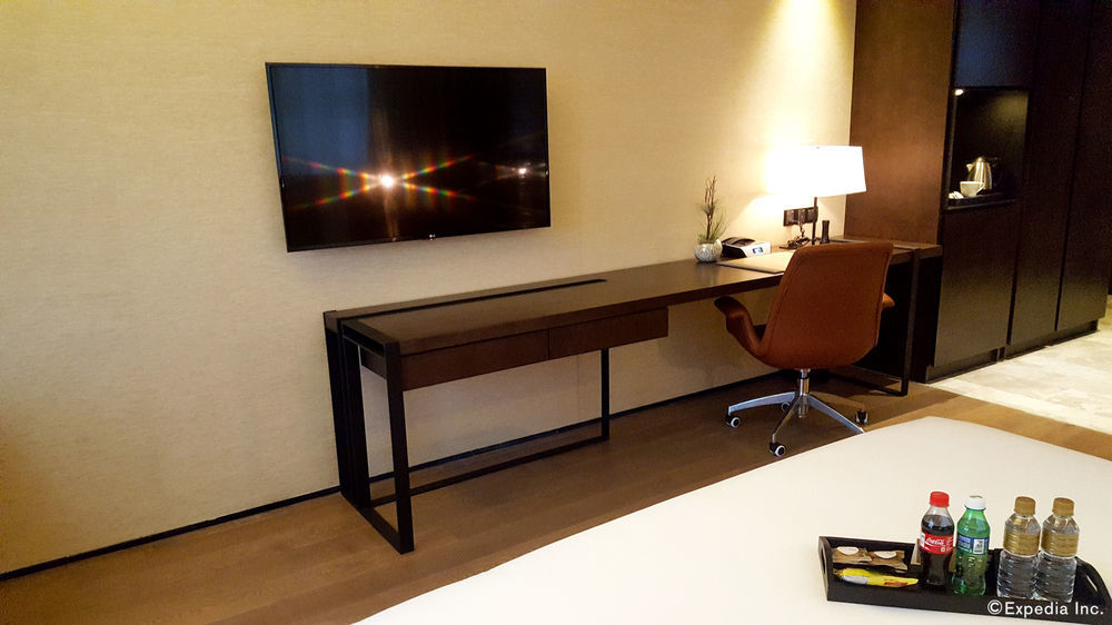 I'M Hotel Makati City Bagian luar foto A television mounted on a wall