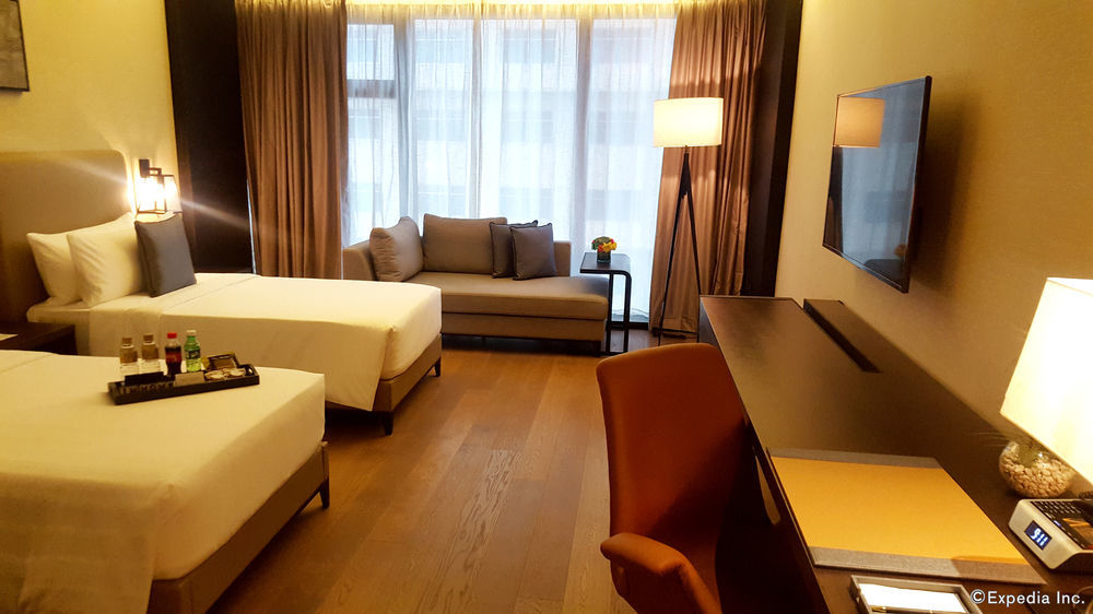 I'M Hotel Makati City Bagian luar foto Deluxe room
