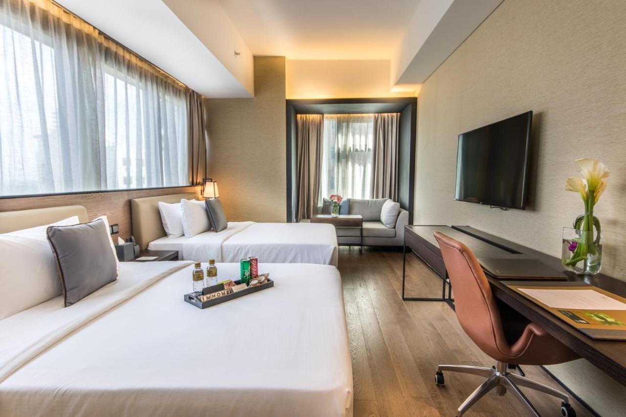 I'M Hotel Makati City Bagian luar foto Deluxe Room